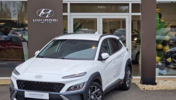 77240 : Hyundai Melun - CAP FOURNIER - HYUNDAI KONA HYBRID Executive - KONA - Blanc - Automate sequentiel - Essence / Courant électrique