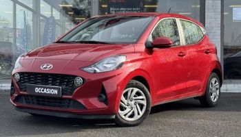 57200 : Hyundai Sarreguemines - Theobald Automobiles - HYUNDAI i10 - i10 - Dragon Red Métal - Traction - Essence