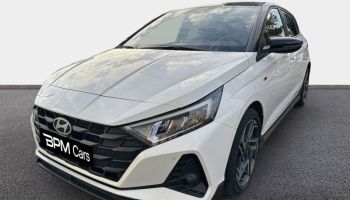 92250 : Hyundai La Garenne-Colombes - BPM Cars - HYUNDAI i20 - i20 - Atlas White/Toit+rétros Black - Traction - Essence