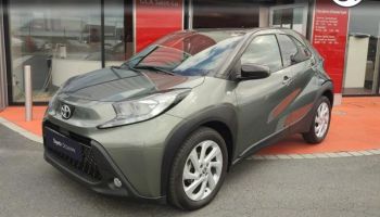 50000 : Hyundai Saint-Lô - GCA - TOYOTA Aygo X - Aygo X - Bi ton vert cardamome   noir - Traction - Essence