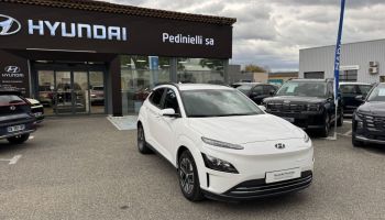84120 : Hyundai PERTUIS - SA PEDINIELLI - HYUNDAI KONA ELECTRIC Intuitive - KONA ELECTRIQUE - Blanc - Automate à fonct. Continu - Courant électrique