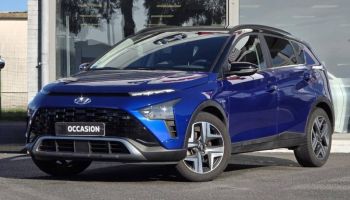 57200 : Hyundai Sarreguemines - Theobald Automobiles - HYUNDAI Bayon - Bayon - Intense Blue Métal - Traction - Essence/Micro-Hybride