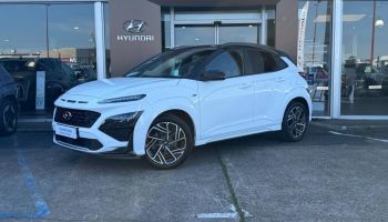 72100 : Hyundai Le Mans - GCA LE MANS - HYUNDAI Kona - Kona - Atlas White/Toit/rétros Black - Traction - Essence/Micro-Hybride