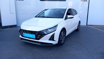 30100 : Hyundai Alès - Auto Hall - HYUNDAI i20 Intuitive - i20 III - ATLAS WHITE - Boîte manuelle - Essence sans plomb
