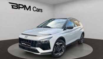 92250 : Hyundai La Garenne-Colombes - BPM Cars - HYUNDAI Bayon - Bayon - Lumen Gray Métal/Toit+rétros Black - Traction - Essence