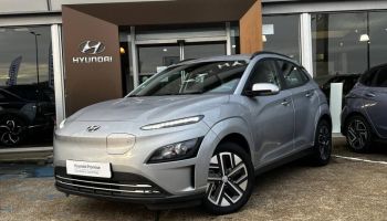 72100 : Hyundai Le Mans - GCH LE MANS - HYUNDAI Kona - Kona - Shimmering Silver Métal - Traction - Electrique