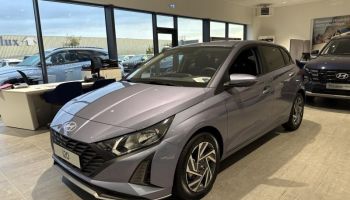 56000 : Hyundai Vannes - Park Lann Automobiles - HYUNDAI i20 - i20 - Meta Blue Métal - Traction - Essence