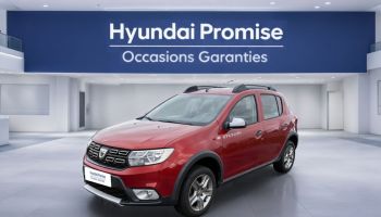 49300 : Hyundai Cholet - Océane Auto - DACIA SANDERO Stepway - SANDERO II - Rouge - Boîte manuelle - Essence sans plomb