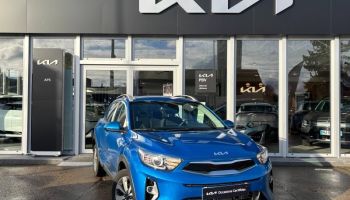 89100 : Hyundai Sens - APS - KIA Stonic - Stonic - Bleu Azur métallisé - Traction - Essence