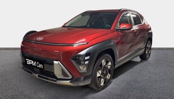 94270 : Hyundai Kremlin-Bicêtre - BPM Cars - HYUNDAI Kona - Kona - Ultimate Red métallisé - Traction - Hybride : Essence/Electrique