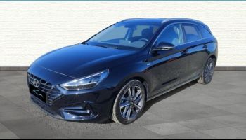 86000 : Hyundai Poitiers - Eco des Nations - HYUNDAI i30 SW - i30 SW - Noire - Traction - Essence/Micro-Hybride