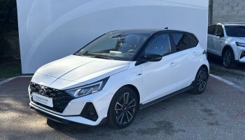 33110 : Hyundai Bordeaux Nord Le Bouscat - Sipa Automobiles - HYUNDAI i20 N Line Creative - i20 (07/2020-08/2023) - BLANC - Boîte manuelle - Essence sans plomb
