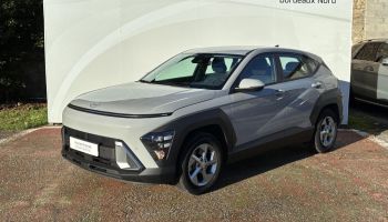 33110 : Hyundai Bordeaux Nord Le Bouscat - Sipa Automobiles - HYUNDAI KONA Intuitive - KONA (02/2023) - CYBER GRAY. - Automate sequentiel - Essence / Courant électrique