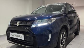 78000 : Hyundai Versailles - SOCOHY - SUZUKI Vitara - Vitara - So'Color Sphere Blue Pearl/Black métal - Transmission intégrale - Essence/Micro-Hybride