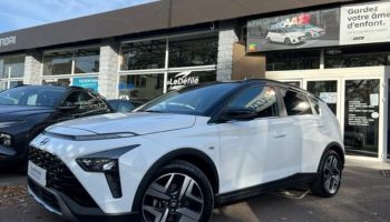 89100 : Hyundai Sens - APS - HYUNDAI Bayon - Bayon - Polar White/Toit/rétros Black - Traction - Essence/Micro-Hybride