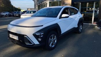 49070 : Hyundai Angers - Oceane Automobiles - HYUNDAI KONA Intuitive - KONA II - Blanc - Boîte manuelle - Essence sans plomb