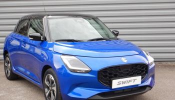 52000 : Hyundai Chaumont - Garage Michel Bazin - SUZUKI Swift - Swift - Frontier Blue Pearl/Toit Black - Traction - Essence/Micro-Hybride