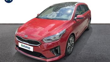 75013 : Hyundai Paris 13 - BPM Cars - KIA Ceed SW - Ceed SW - Rouge Rubis métallisé - Traction - Hybride rechargeable : Essence/Electrique