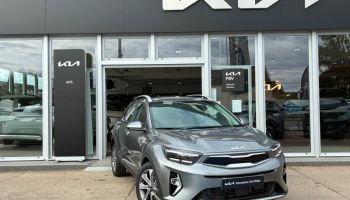 89100 : Hyundai Sens - APS - KIA Stonic - Stonic - Gris Météore métallisé - Traction - Essence