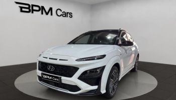 92130 : Hyundai ISSY-LES-MOULINEAUX - BPM Cars - HYUNDAI Kona - Kona - Atlas White/Toit/rétros Black - Traction - Essence/Micro-Hybride