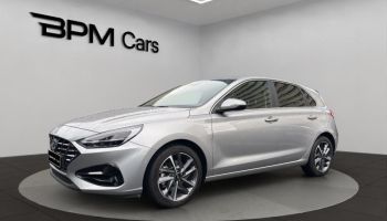 92250 : Hyundai La Garenne-Colombes - BPM Cars - HYUNDAI i30 - i30 - Shimmering Silver Métal - Traction - Essence/Micro-Hybride