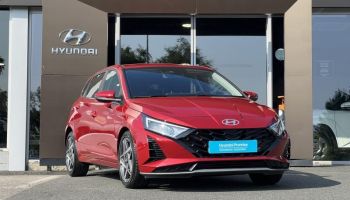 29000 : Hyundai Quimper - Iroise Automobiles - HYUNDAI i20 - i20 - Dragon Red Métal - Traction - Essence