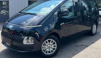 57685 : Hyundai Metz - Theobald Automobiles - HYUNDAI Staria - Staria - Moonlight Blue Metal - Traction - Hybride : Essence/Electrique