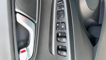 33140 : Hyundai Bordeaux Sud Villenave d'Ornon - Sipa Automobiles - HYUNDAI KONA ELECTRIC Intuitive - KONA ELECTRIQUE - Bleu - Automate à fonct. Continu - Courant électrique