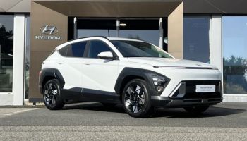 29000 : Hyundai Quimper - Iroise Automobiles - HYUNDAI Kona - Kona - Atlas White - Traction - Hybride : Essence/Electrique
