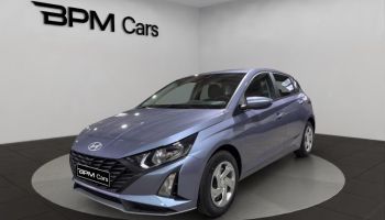 92130 : Hyundai ISSY-LES-MOULINEAUX - BPM Cars - HYUNDAI i20 - i20 - Meta Blue Métal - Traction - Essence