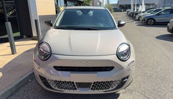 04100 : Hyundai Manosque - Pedinielli - FIAT 600 SOCIETE  - 600 SOCIETE - Beige - Boîte automatique - Essence sans plomb