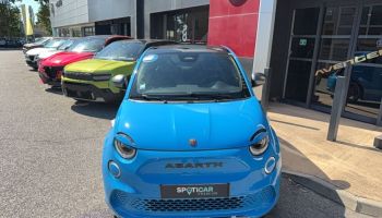 04100 : Hyundai Manosque - Pedinielli - ABARTH 500e Scorpionissima - ABARTH 500 II ELECTRIQUE - Bleu - Automate à fonct. Continu - Courant électrique