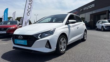 02100 : Hyundai Saint-Quentin - Mary Automobiles - HYUNDAI i20 Initia - i20 III - Polar White - Boîte manuelle - Essence sans plomb