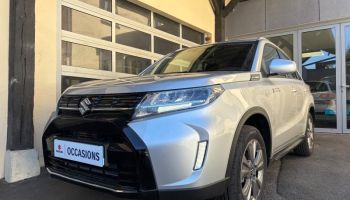 78000 : Hyundai Versailles - SOCOHY - SUZUKI Vitara - Vitara - Silky Silver métallisé - Traction - Essence/Micro-Hybride