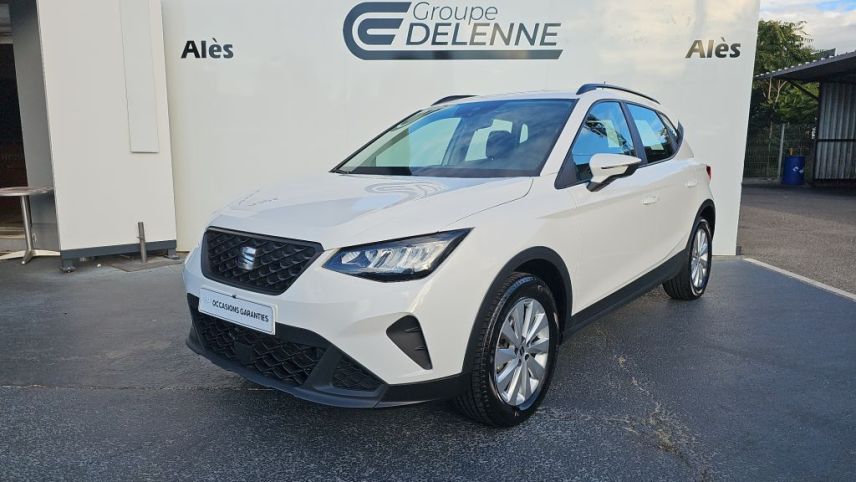 30100 : Hyundai Alès - Auto Hall - SEAT ARONA Style - ARONA - Blanc - Automate sequentiel - Essence sans plomb