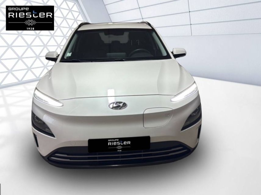 77100 : Hyundai Meaux - Protea by Riester - HYUNDAI KONA ELECTRIC Intuitive - KONA ELECTRIQUE - BLANC - Automate à fonct. Continu - Courant électrique