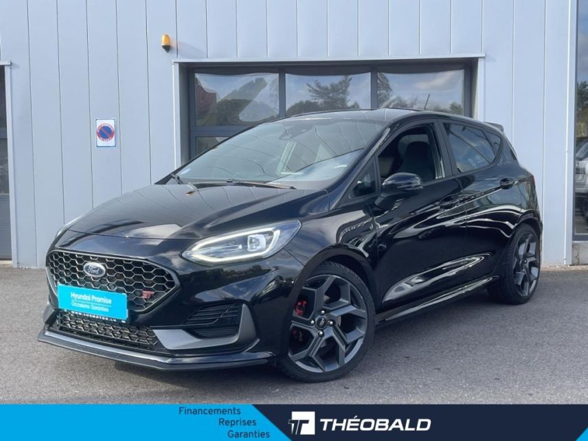 57685 : Hyundai Metz - Theobald Automobiles - FORD Fiesta - Fiesta - Noir Agate métallisée - Traction - Essence