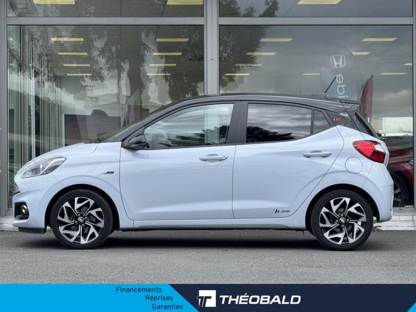 57200 : Hyundai Sarreguemines - Theobald Automobiles - HYUNDAI i10 - i10 - Slate Blue/Toit Phantom Black - Traction - Essence