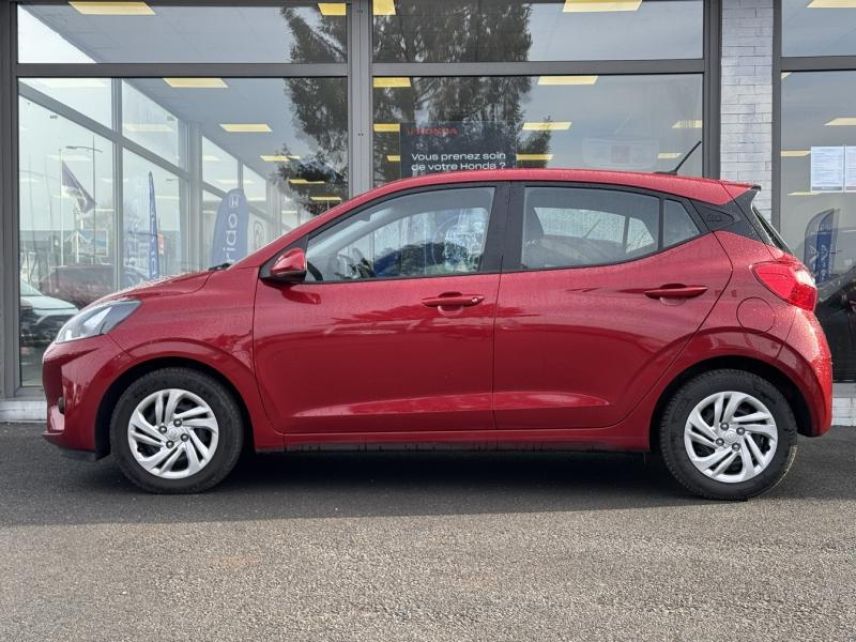 57200 : Hyundai Sarreguemines - Theobald Automobiles - HYUNDAI i10 - i10 - Dragon Red Métal - Traction - Essence