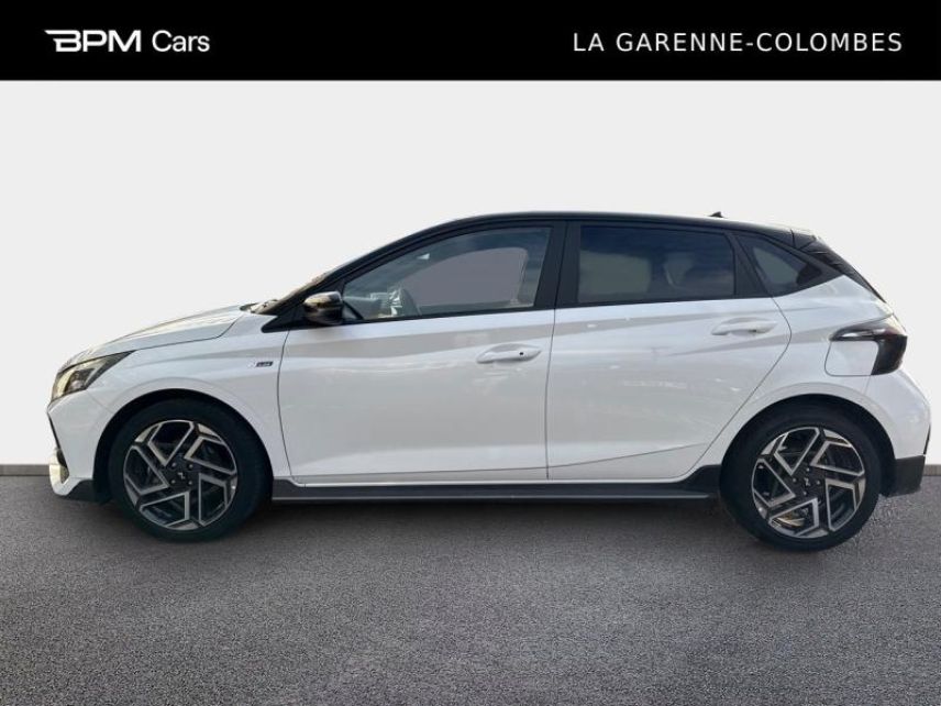 92250 : Hyundai La Garenne-Colombes - BPM Cars - HYUNDAI i20 - i20 - Atlas White/Toit+rétros Black - Traction - Essence