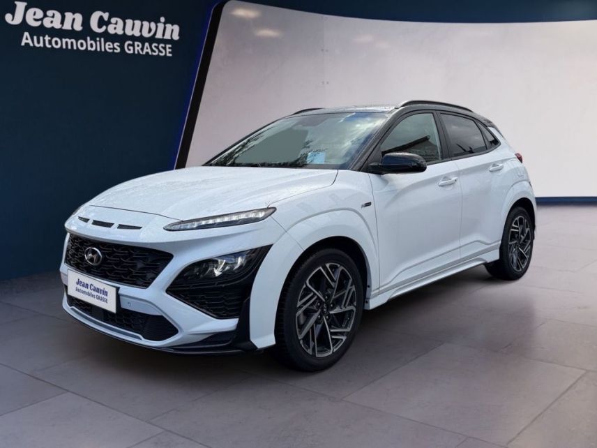 06130 : Hyundai Grasse - Garage Jean Cauvin - HYUNDAI KONA N Line Executive - KONA - Blanc - Boîte manuelle - Essence sans plomb