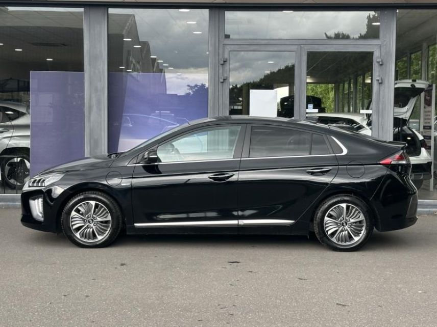 57100 : Hyundai Thionville - Théobald Automobiles - HYUNDAI Ioniq - Ioniq - Phantom Black Métal - Traction - Hybride rechargeable : Essence/Electrique