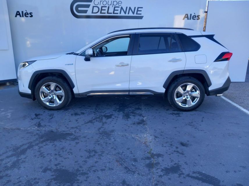 30100 : Hyundai Alès - Auto Hall - TOYOTA RAV4 HYBRIDE MY20 Lounge - RAV4 V - Blanc - Automate à fonct. Continu - Essence / Courant électrique
