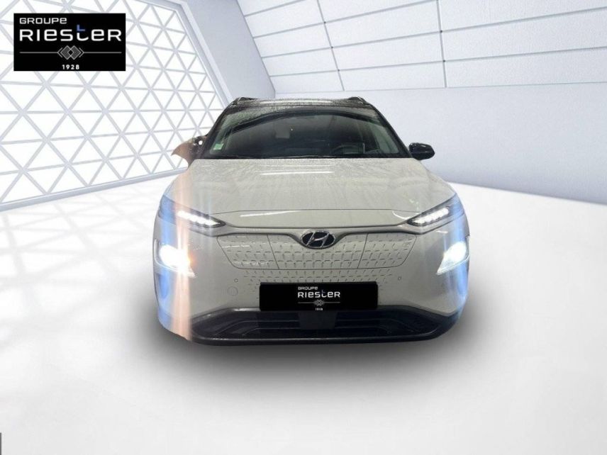 77100 : Hyundai Meaux - Protea by Riester - HYUNDAI KONA ELECTRIC Executive - KONA ELECTRIQUE - BLANC - Automate à fonct. Continu - Courant électrique