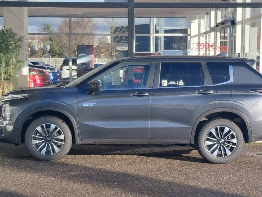 57685 : Hyundai Metz - Theobald Automobiles - MITSUBISHI Outlander - Outlander - Graphite Grey Métallisée - Transmission intégrale - Hybride rechargeable : Essence/Electrique