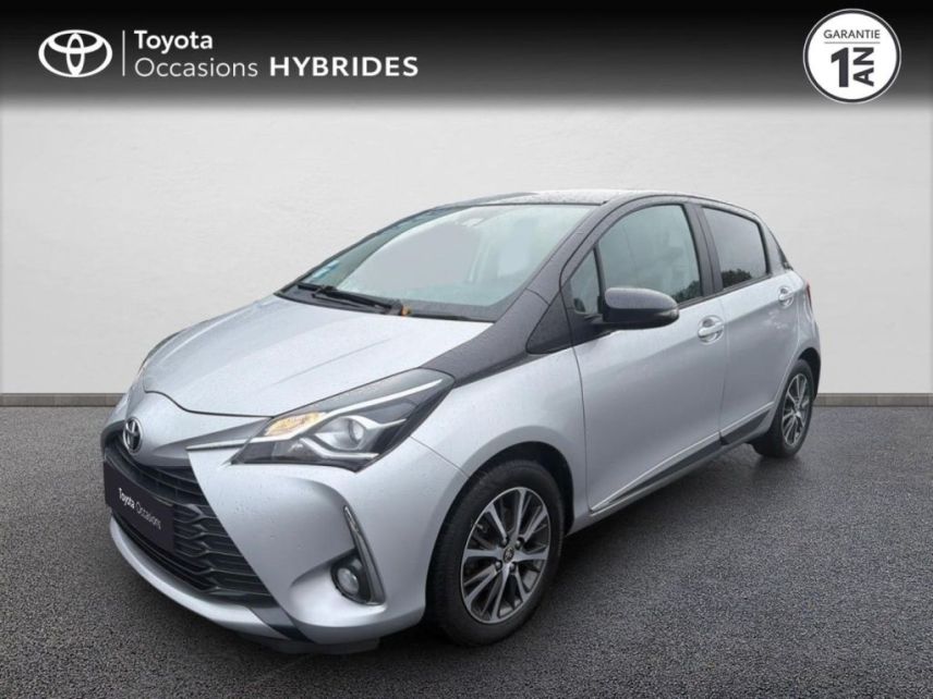 50000 : Hyundai Saint-Lô - GCA - TOYOTA Yaris - Yaris - Gris Aluminium bi-ton Toit Gris Atlas - Traction - Essence