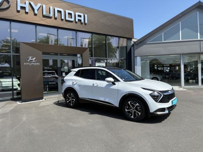 14400 : Hyundai Bayeux - Trajectoire Automobiles - KIA Sportage - Sportage - Blanc Sensation nacré - Traction - Essence/Micro-Hybride