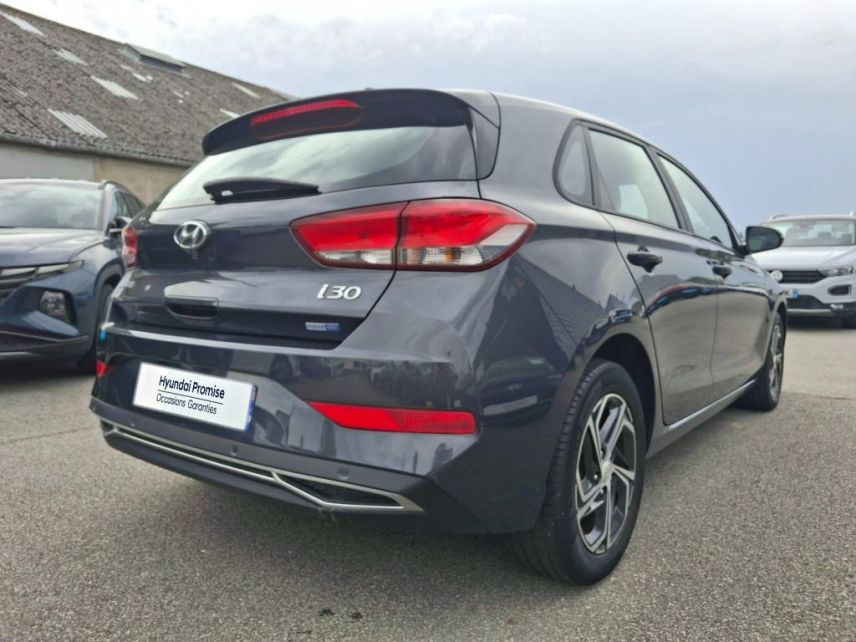 29200 : Hyundai Brest - Iroise Automobiles - HYUNDAI i30 - i30 - Shimmering Silver Métal - Traction - Essence/Micro-Hybride