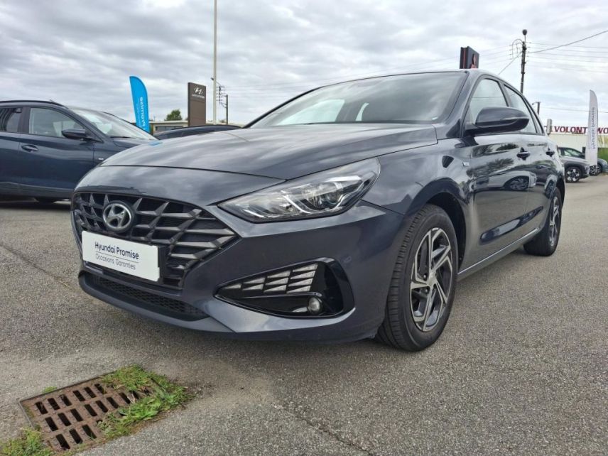 29200 : Hyundai Brest - Iroise Automobiles - HYUNDAI i30 - i30 - Shimmering Silver Métal - Traction - Essence/Micro-Hybride