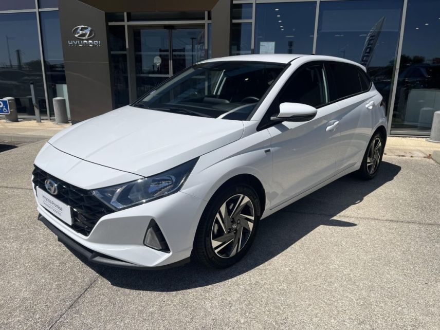 69190 : Hyundai Lyon Sud - Groupe Central Autos - HYUNDAI i20 Intuitive -  - Blanc - Automate sequentiel - Essence sans plomb